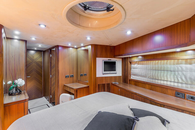 MY OCTAVIA - VIP cabin 2