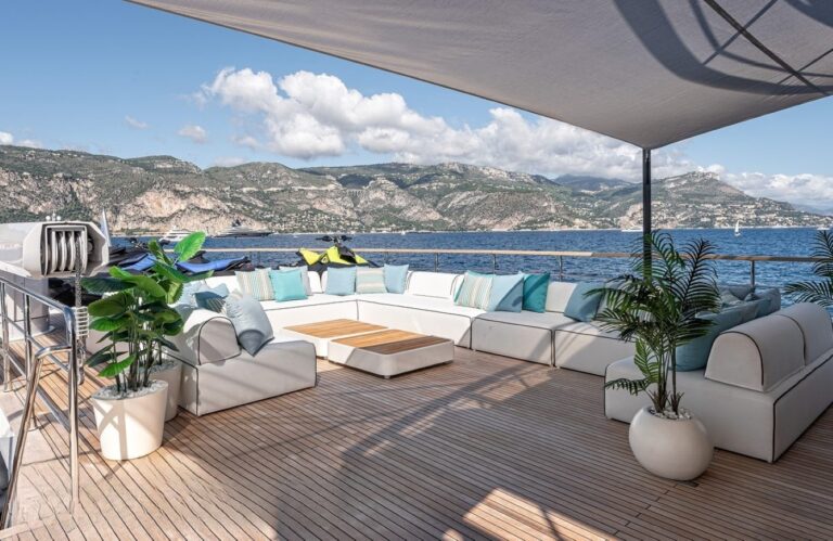 Exterior Relaxation Area