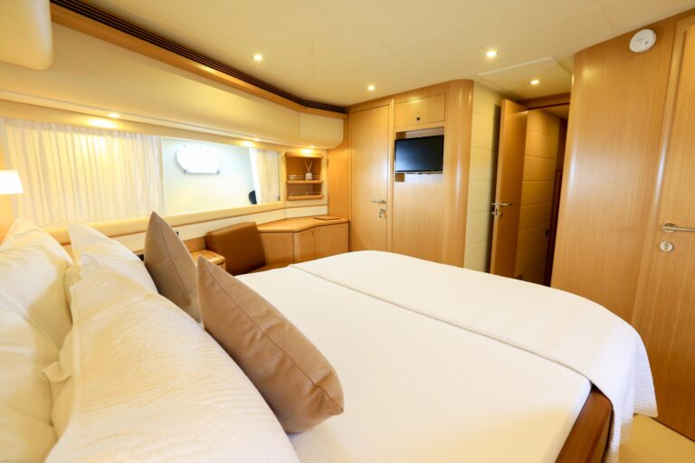 Guest Cabin