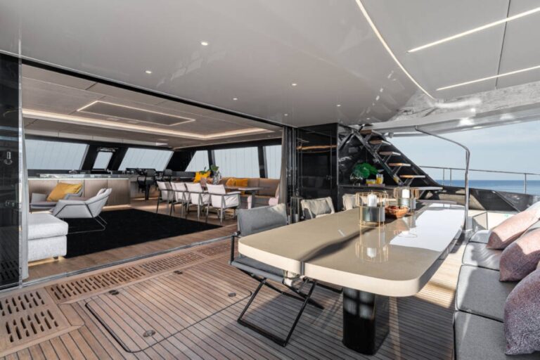 Salon With Dining Area