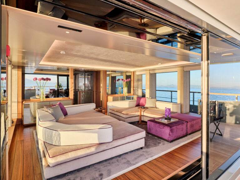 Sky Lounge