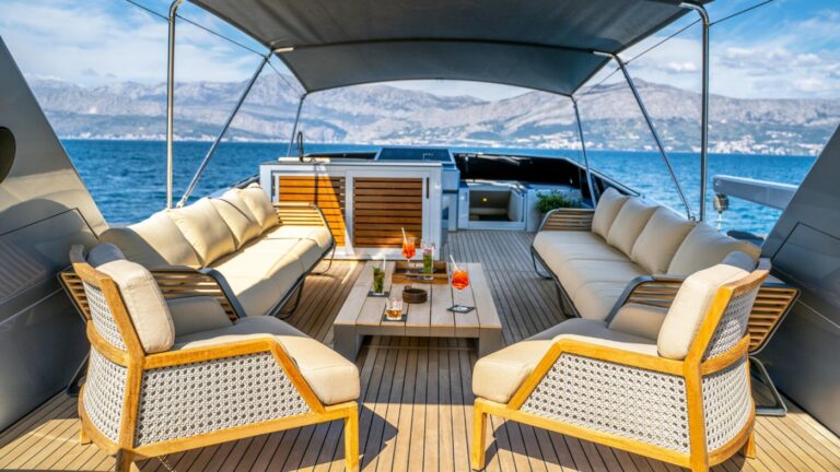 Exterior Relaxation Area