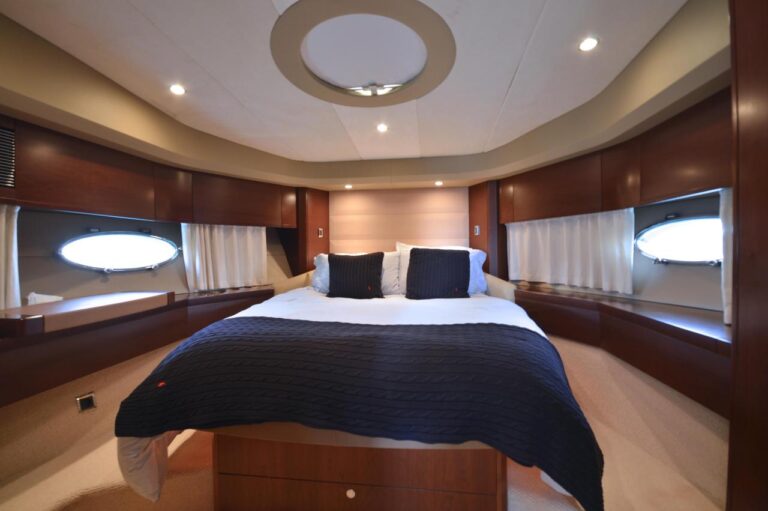 Double Cabin
