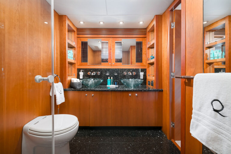 Master Ensuite Bathroom