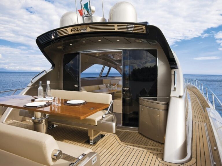Flybridge