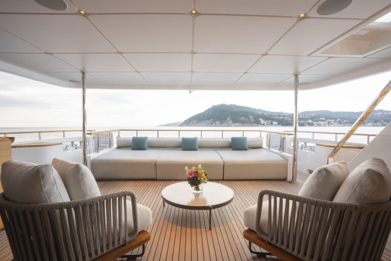 Main Deck Seating
