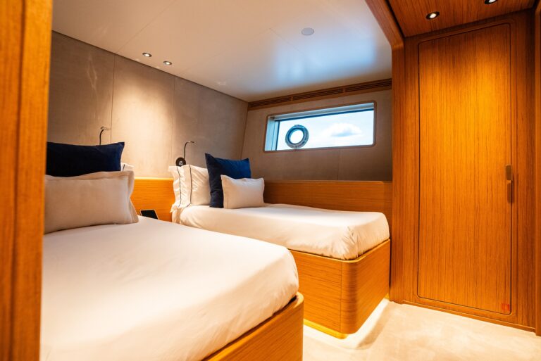 Twin Suite