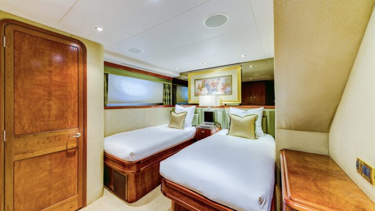 Twin Guest Cabin