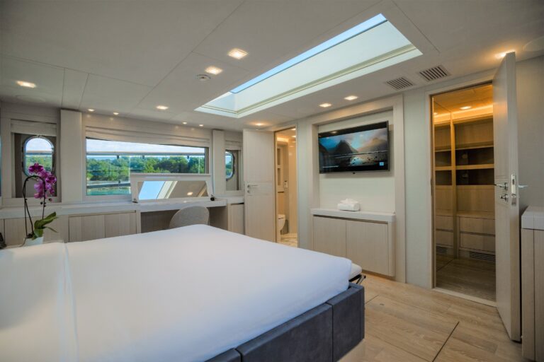 Master suite