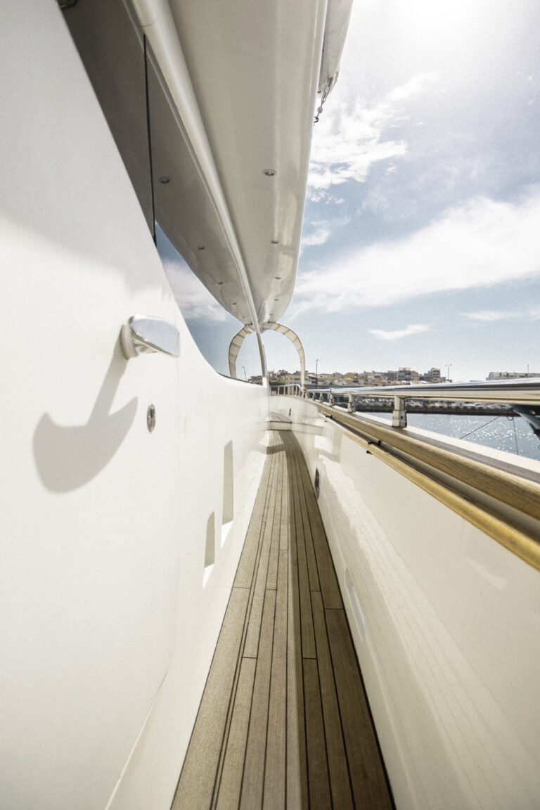 Side Deck