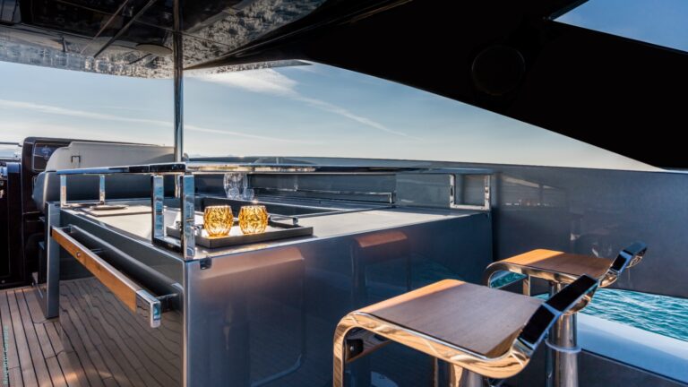 Flybridge