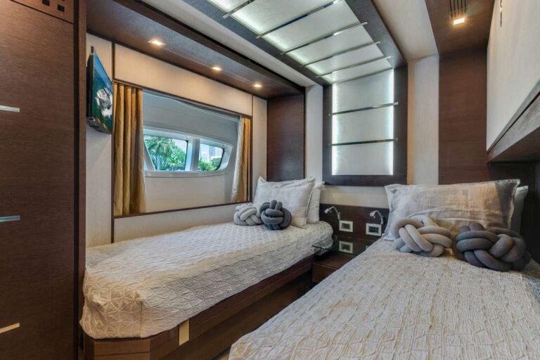 Twin Cabin