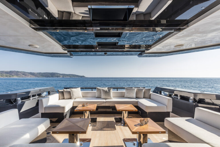 Aft Deck Seating