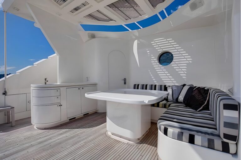 Upper Deck