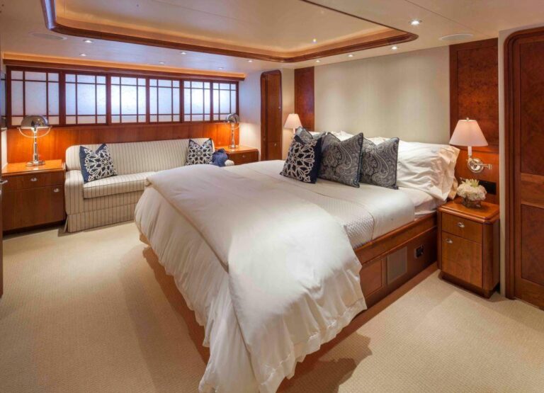 MY SHARON LEE - Master stateroom
