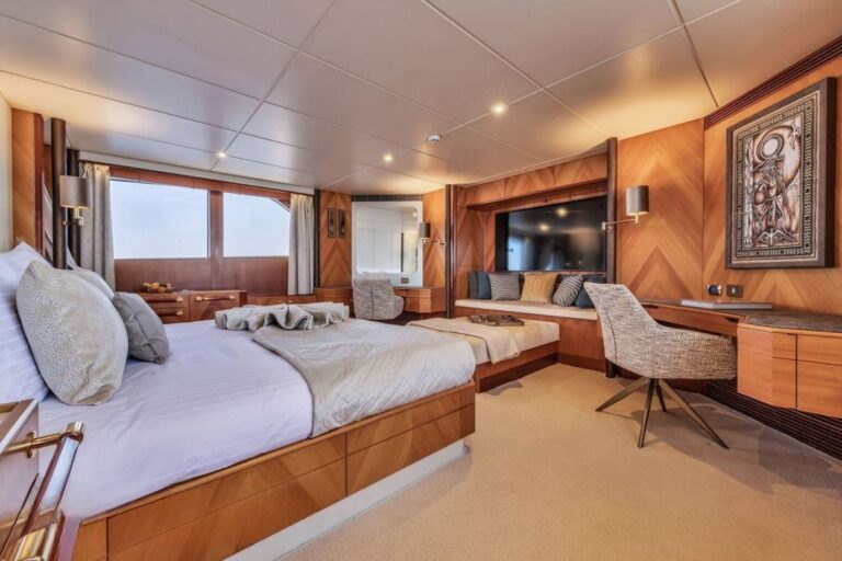 Cabin With Double Bed