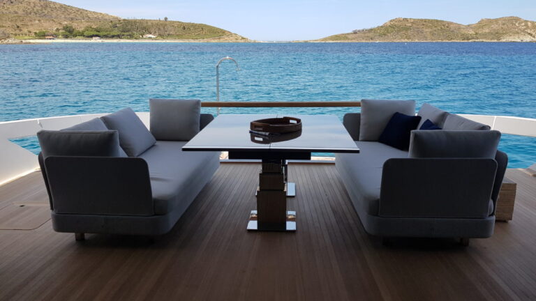 Exterior Dining