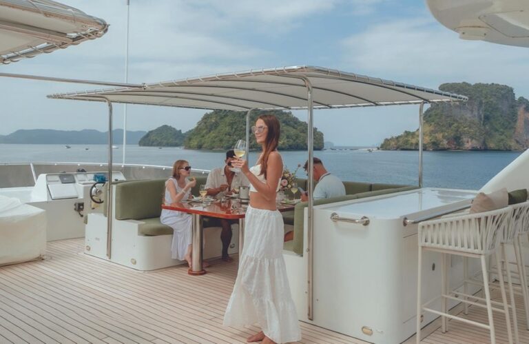 Exterior Relaxation Area With Dining