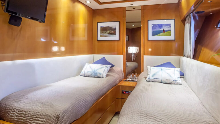 Twin Suite