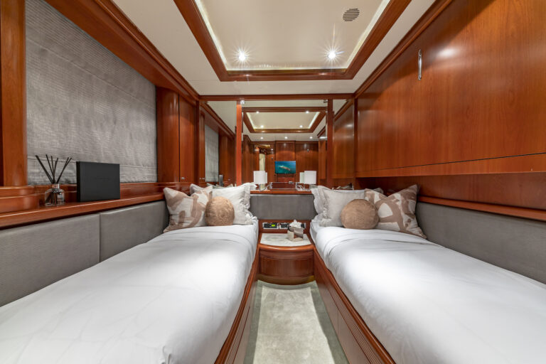 Twin Cabin