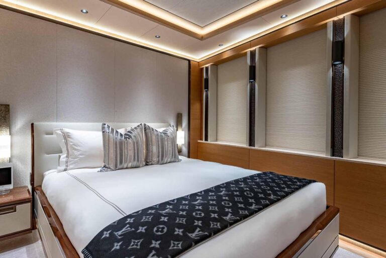 Double Guest Cabin
