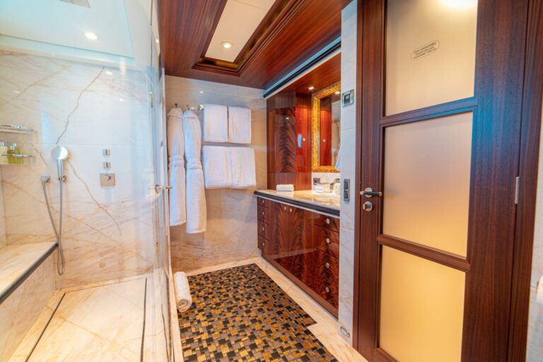 Master Ensuite