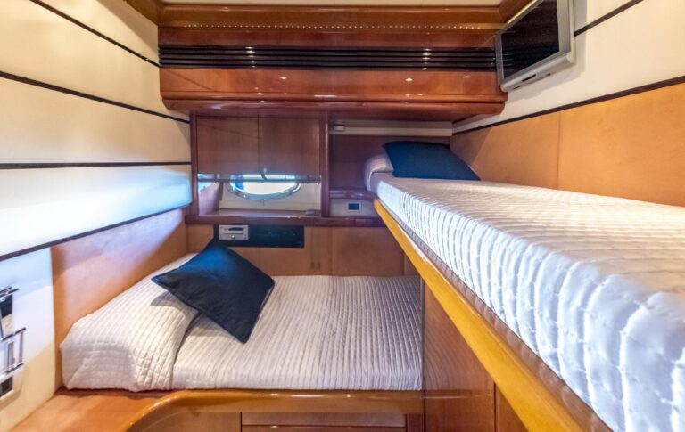 Bunk Cabin