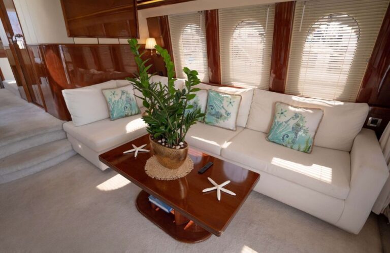 Main Salon