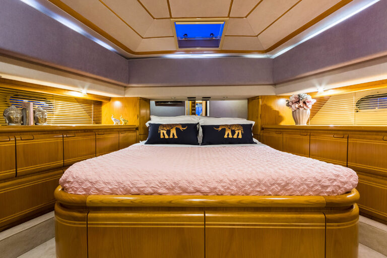 Double Cabin