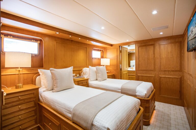 Twin Cabin