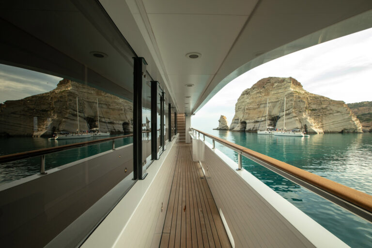 Side Deck