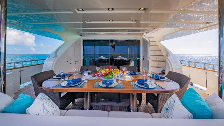 Alfresco Dining