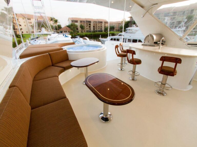 MY WENDY 1 - Sundeck and bar