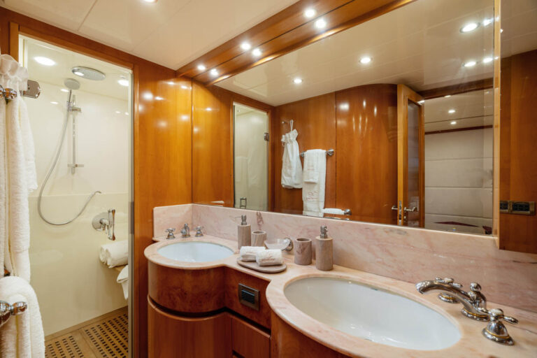 Master Ensuite