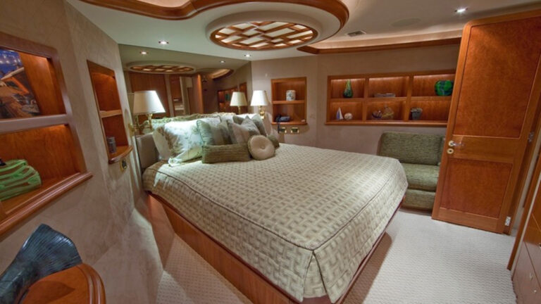 Guest Cabin