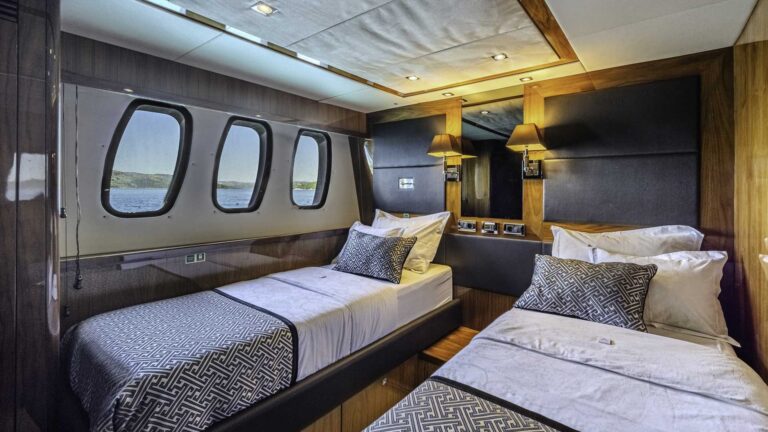 Twin Suite