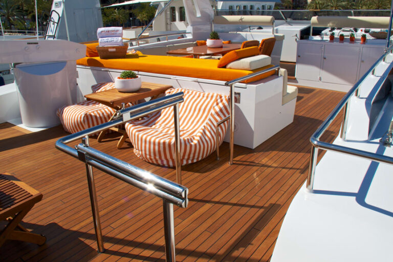 Sundeck Seating