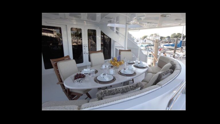 Alfresco Dining
