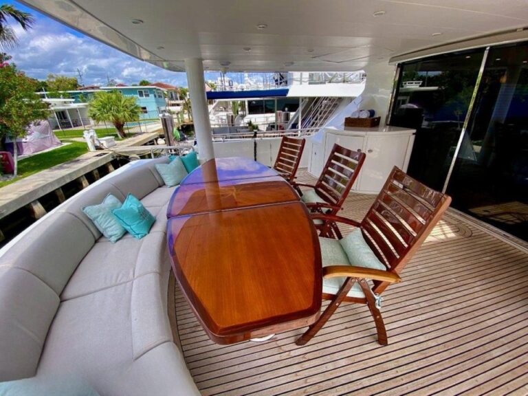Exterior Relaxation Area With Dining