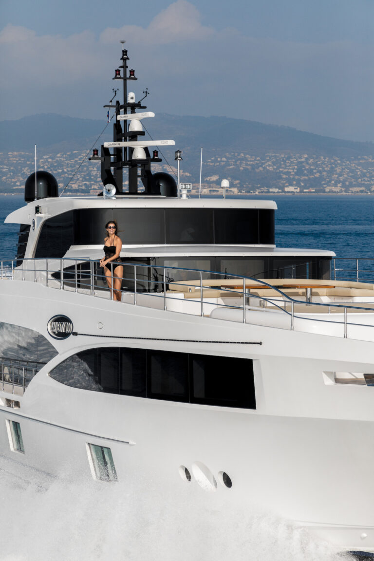 Majesty 100 Detail