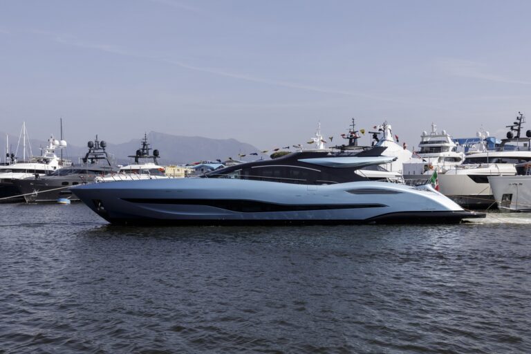 Mangusta (Overmarine)