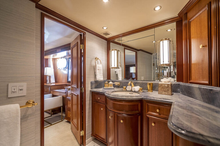 Master Ensuite Bathroom