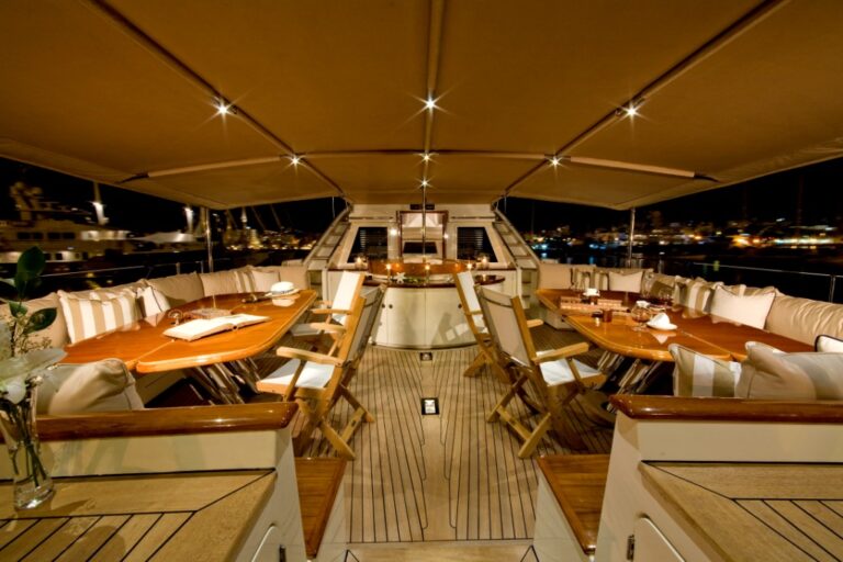 Mirabella III - Cockpit Bimini and Dining