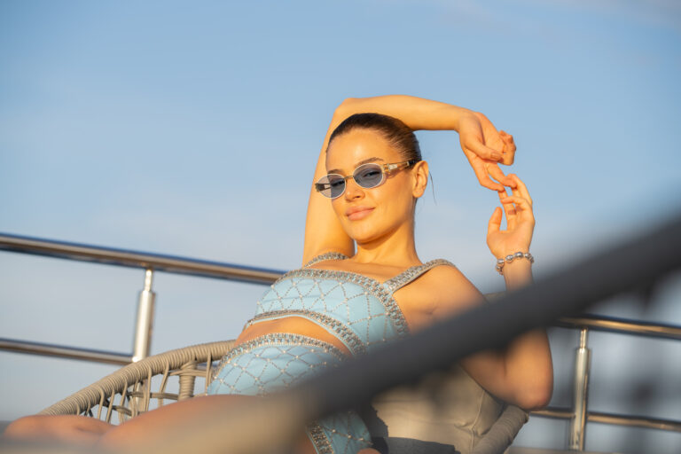 Model Subathing On A Yacht