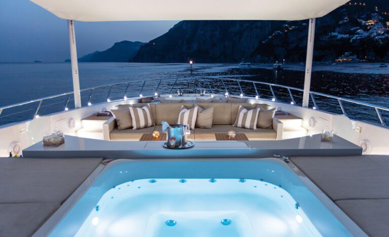 Moonraker superyacht - Exterior