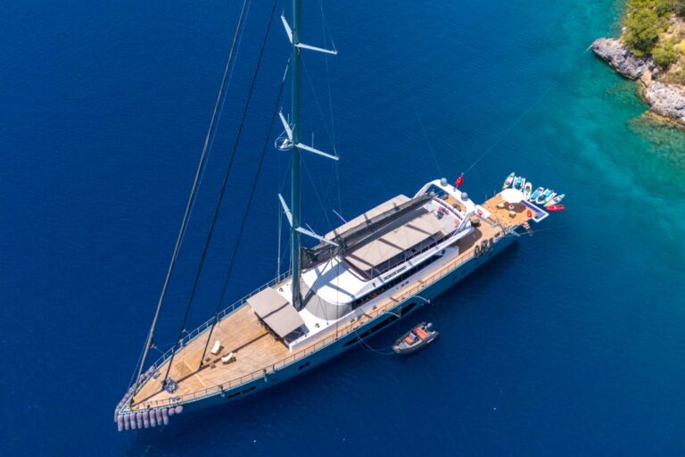 Motor Superyacht North Wind