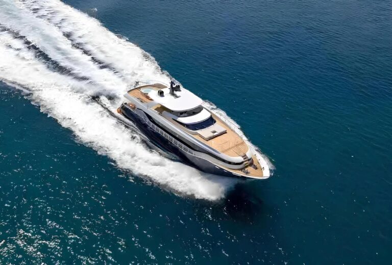 Motor Yacht EDEN