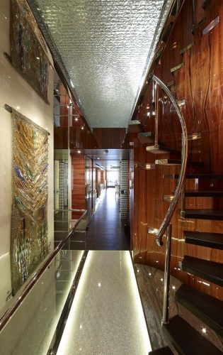 Motor Yacht E&E - Foyer