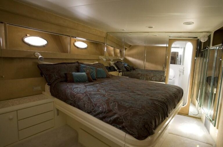 Motor Yacht JUSTINE - VIP Cabin