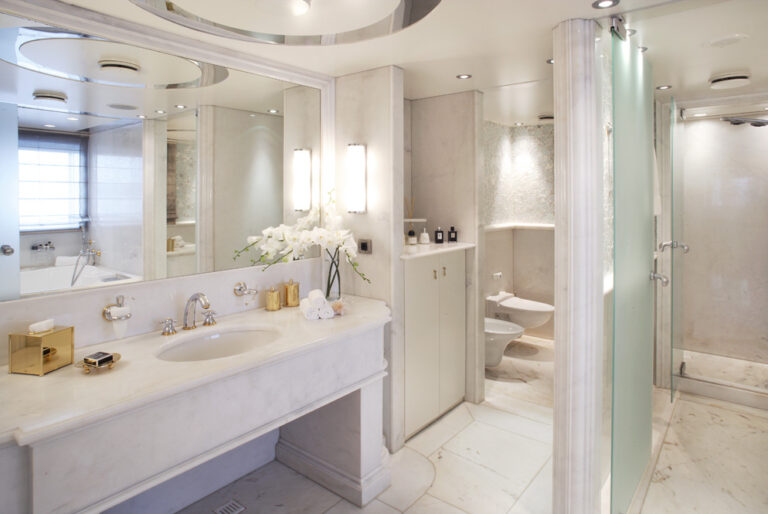 Motor Yacht MOONLIGHT II - Master ensuite